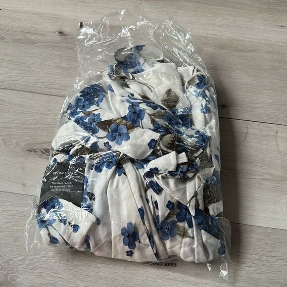 Lulus French Countryside White Floral Print High-Low Dress M NWT‎ IN PACKAGING - Picture 8 of 8